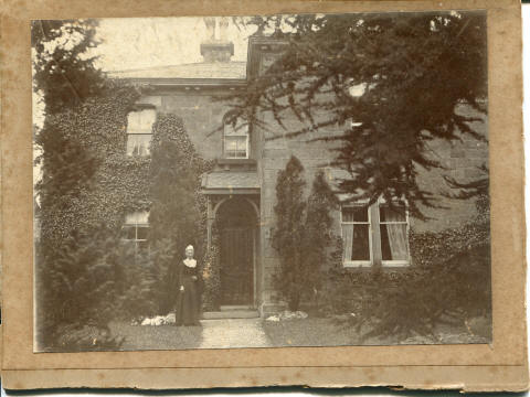 Lucy (Binns) Pollard at Bentinck Villa