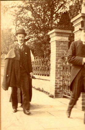 Frank Pollard walking in street