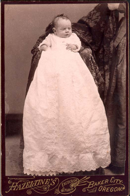 earliest photo of a very young baby, possibly new-born