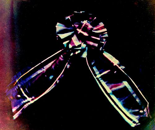Maxwell: tartan ribbon